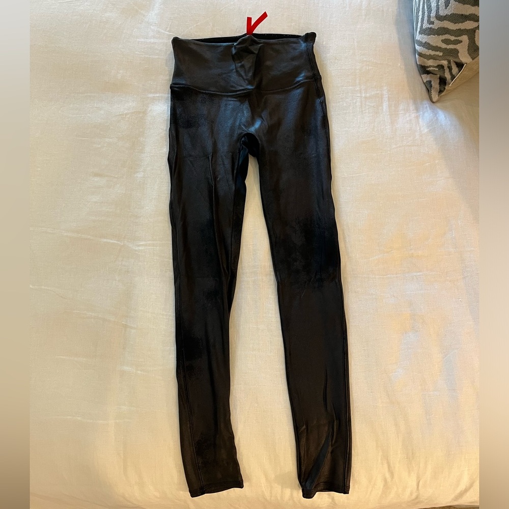 Spanx faux black leggings - size medium